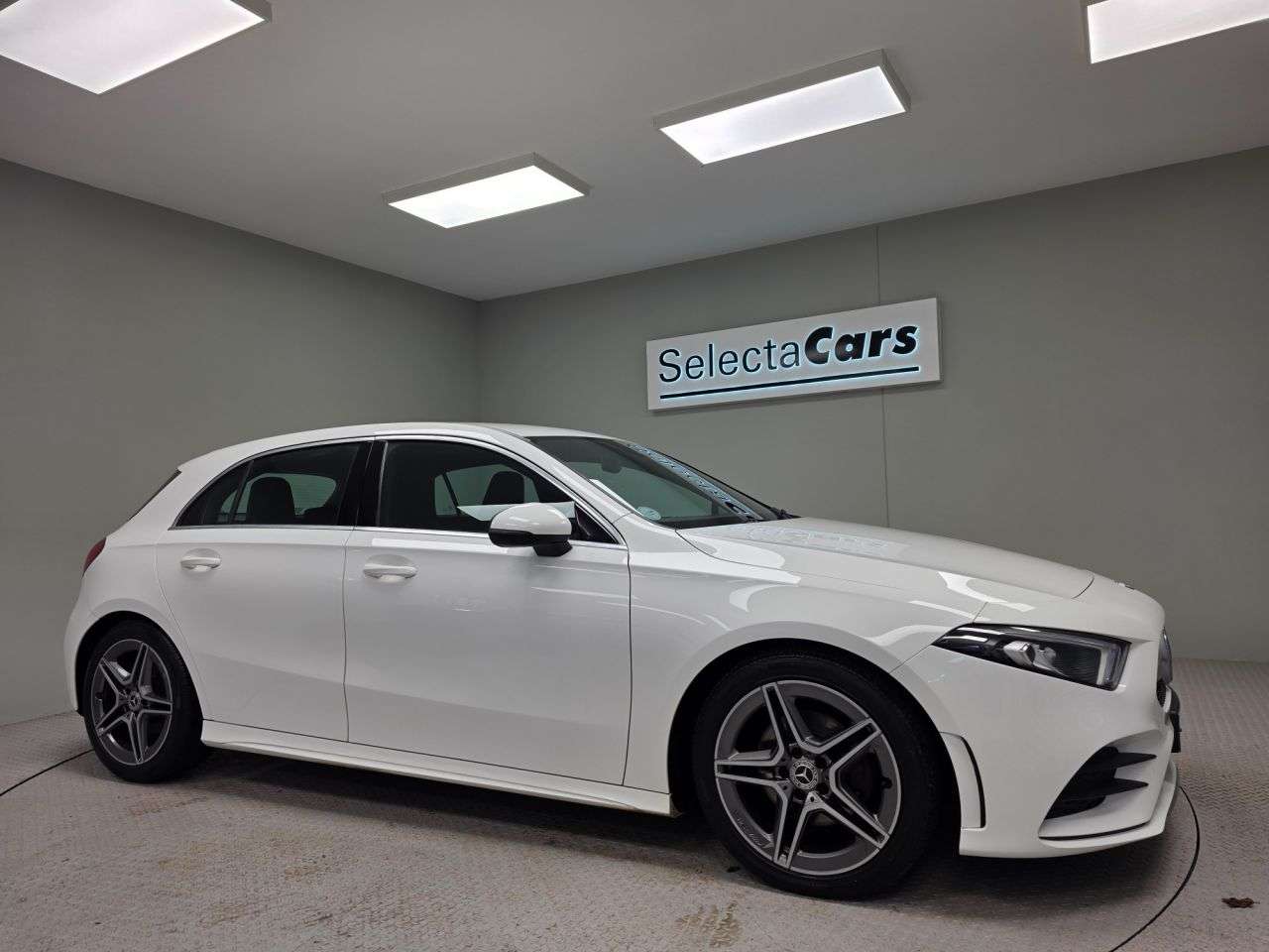 A 2018 MERCEDES-BENZ A-CLASS 1.3 A200 AMG Line Hatchback 5dr Petrol 7G-DCT Euro 6 (s/s) (163 ps) A 2018 MERCEDES-BENZ A-CLASS 1.3 A200 AMG Line Hatchback 5dr Petrol 7G-DCT Euro 6 (s/s) (163 ps)