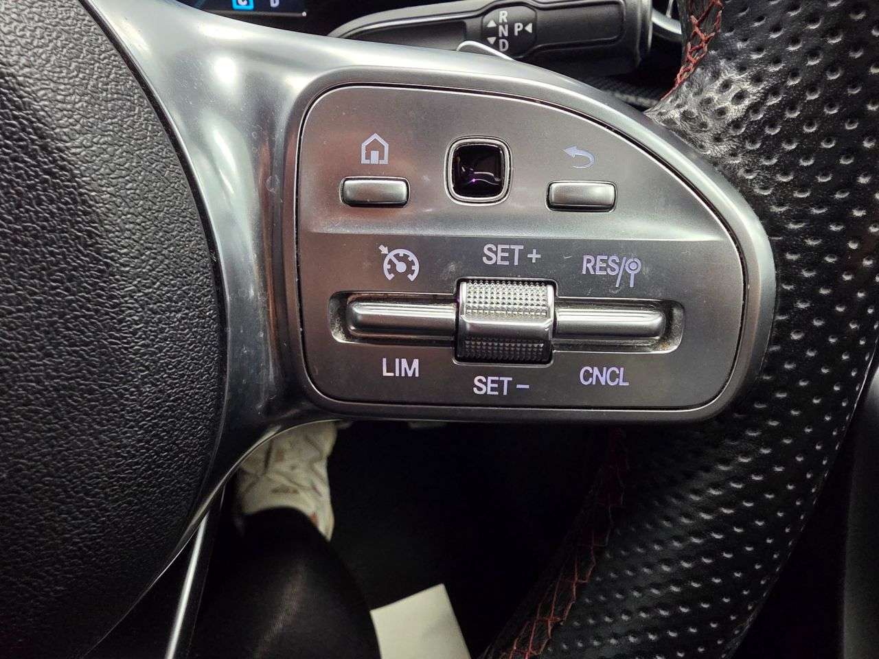 2018 MERCEDES-BENZ A-CLASS 2018 MERCEDES-BENZ A-CLASS