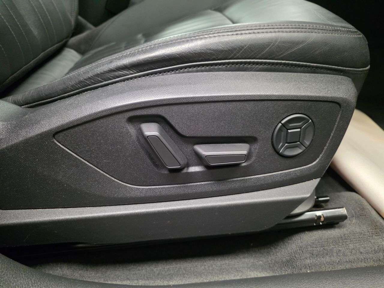 2019 AUDI E-TRON 2019 AUDI E-TRON