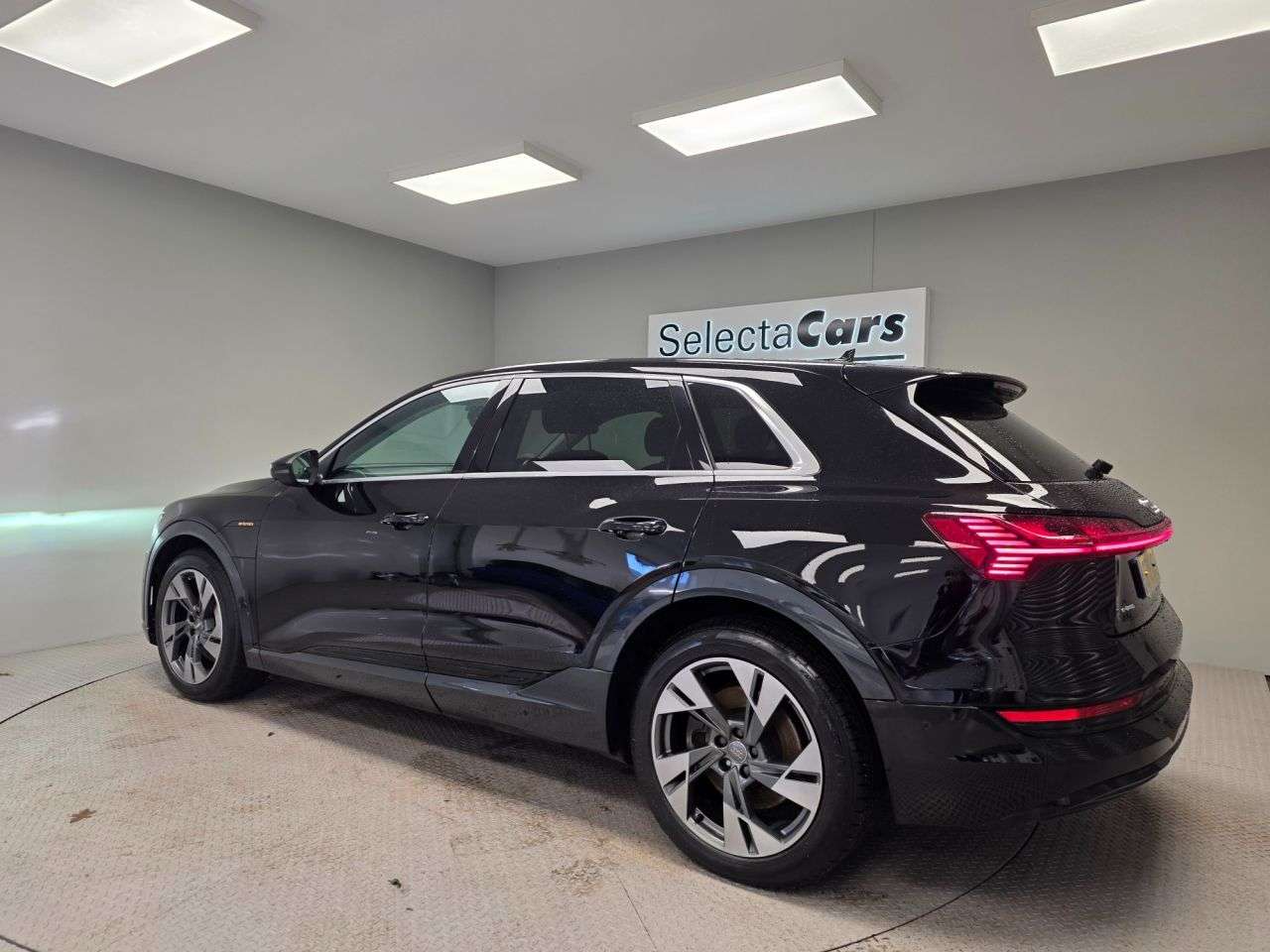 2019 AUDI E-TRON 2019 AUDI E-TRON