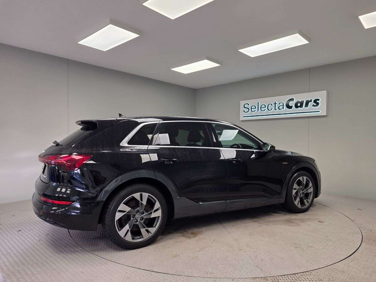 2019 AUDI E-TRON 2019 AUDI E-TRON