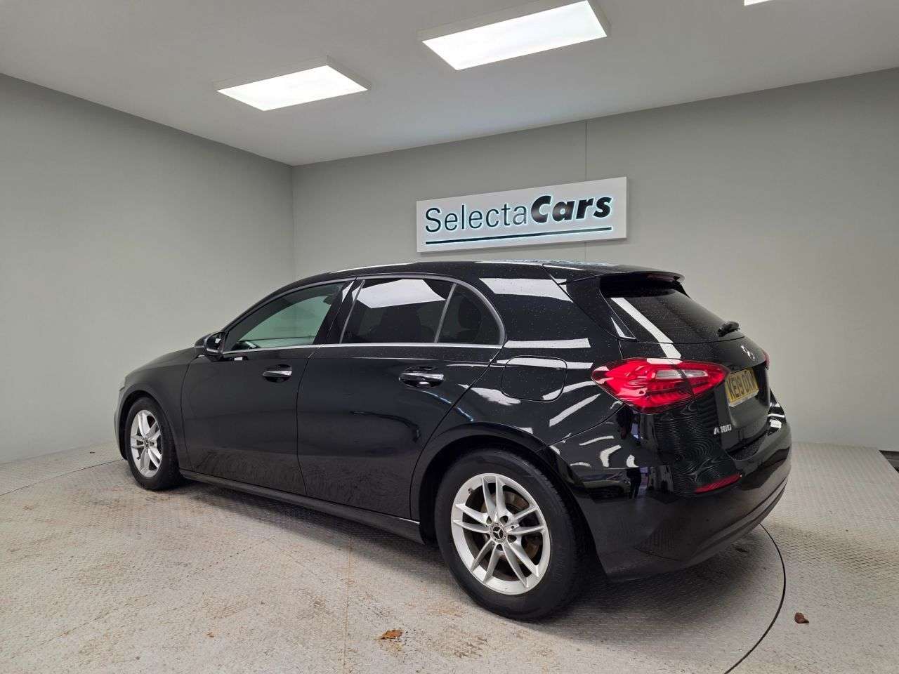 A 2019 MERCEDES-BENZ A-CLASS 1.3 A180 SE Hatchback 5dr Petrol Manual Euro 6 (s/s) (136 ps) A 2019 MERCEDES-BENZ A-CLASS 1.3 A180 SE Hatchback 5dr Petrol Manual Euro 6 (s/s) (136 ps)