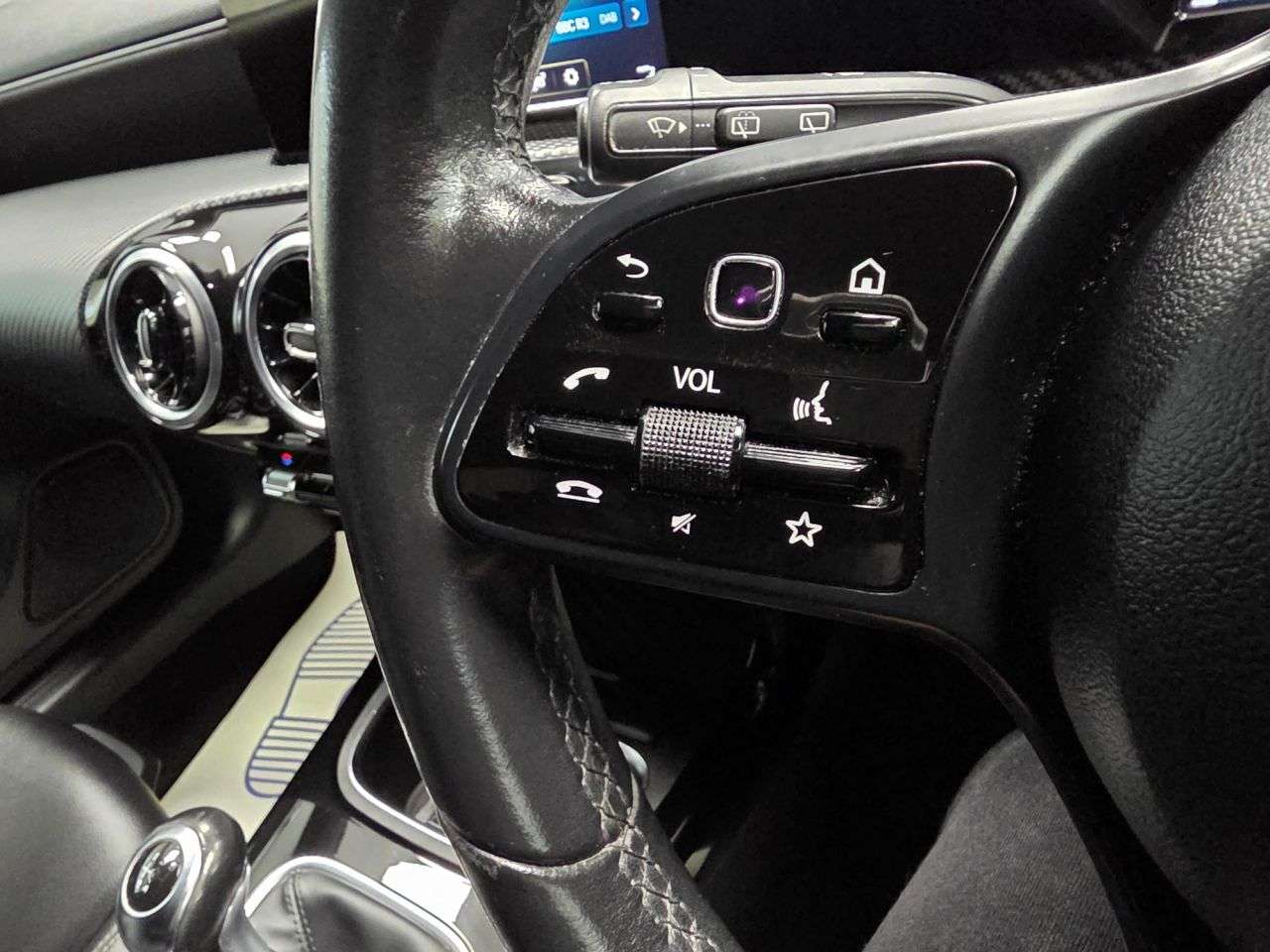 2019 MERCEDES-BENZ A-CLASS 2019 MERCEDES-BENZ A-CLASS