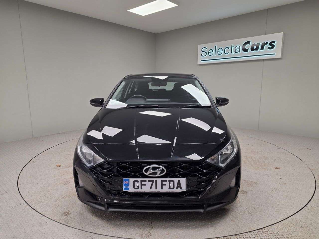 A 2021 HYUNDAI I20 1.0 T-GDi Element Hatchback 5dr Petrol Manual Euro 6 (s/s) (100 ps) A 2021 HYUNDAI I20 1.0 T-GDi Element Hatchback 5dr Petrol Manual Euro 6 (s/s) (100 ps)