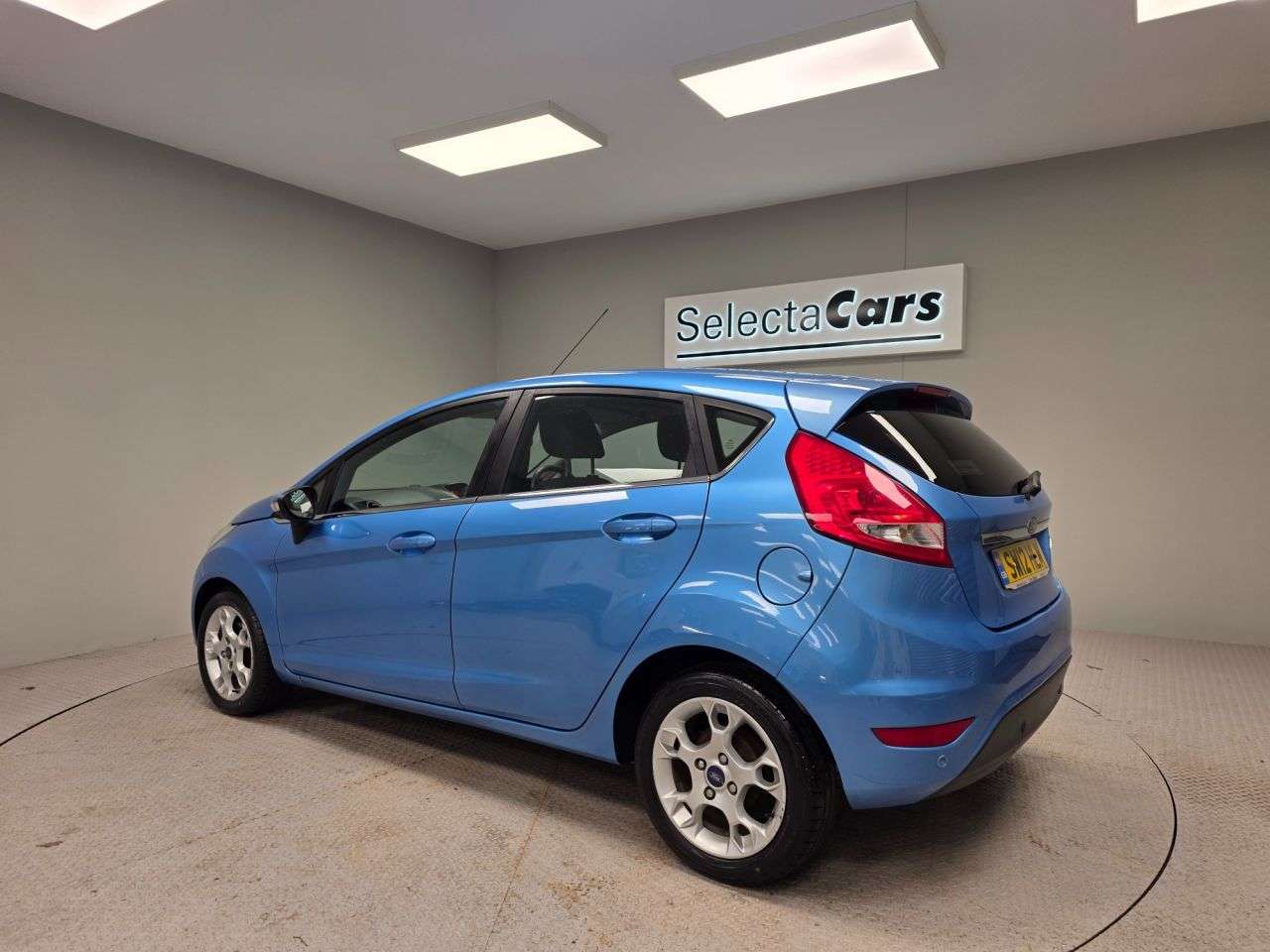 A 2012 FORD FIESTA 1.4 Zetec Hatchback 5dr Petrol Automatic (154 g/km, 94 bhp) A 2012 FORD FIESTA 1.4 Zetec Hatchback 5dr Petrol Automatic (154 g/km, 94 bhp)