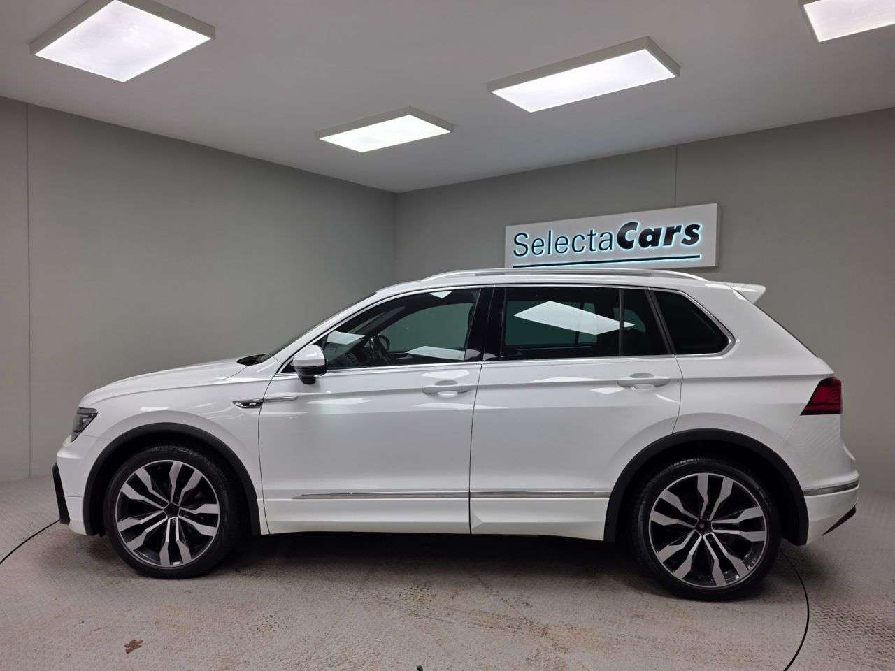 2017 VOLKSWAGEN TIGUAN 2017 VOLKSWAGEN TIGUAN