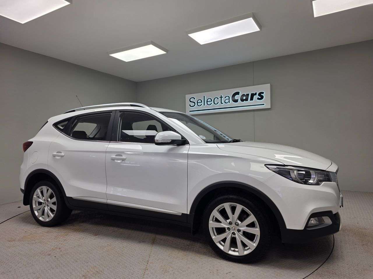 A 2017 MG MG ZS 1.5 VTi-TECH Excite SUV 5dr Petrol Manual Euro 6 (s/s) (106 ps) A 2017 MG MG ZS 1.5 VTi-TECH Excite SUV 5dr Petrol Manual Euro 6 (s/s) (106 ps)