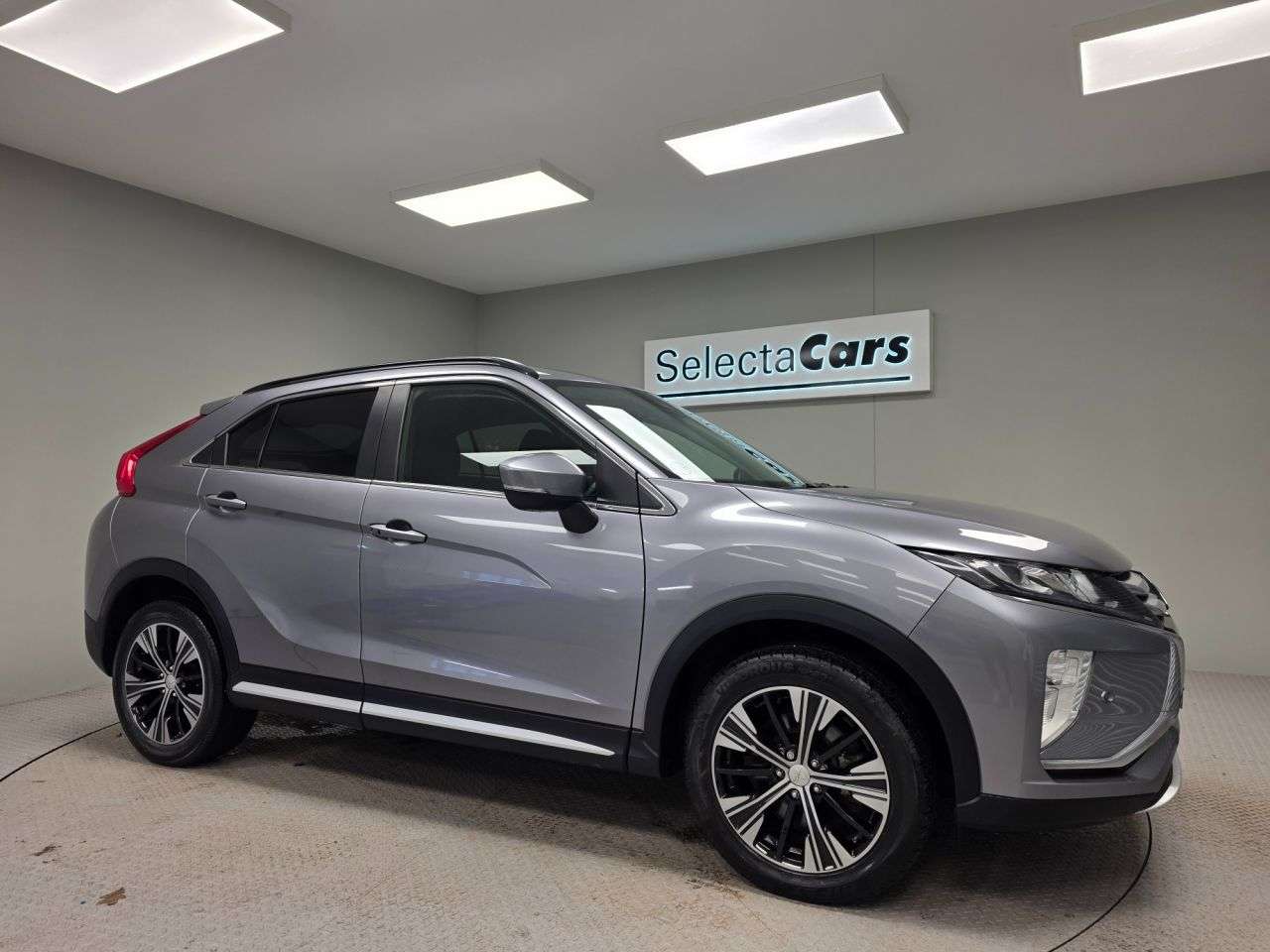 A 2018 MITSUBISHI ECLIPSE CROSS 1.5T 3 SUV 5dr Petrol Manual Euro 6 (s/s) (163 ps) A 2018 MITSUBISHI ECLIPSE CROSS 1.5T 3 SUV 5dr Petrol Manual Euro 6 (s/s) (163 ps)