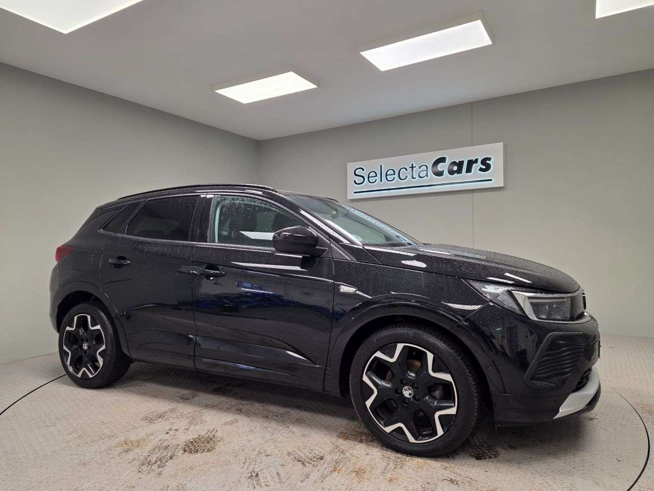 A 2022 VAUXHALL GRANDLAND X 1.2 Turbo Ultimate SUV 5dr Petrol Manual Euro 6 (s/s) (130 ps) A 2022 VAUXHALL GRANDLAND X 1.2 Turbo Ultimate SUV 5dr Petrol Manual Euro 6 (s/s) (130 ps)