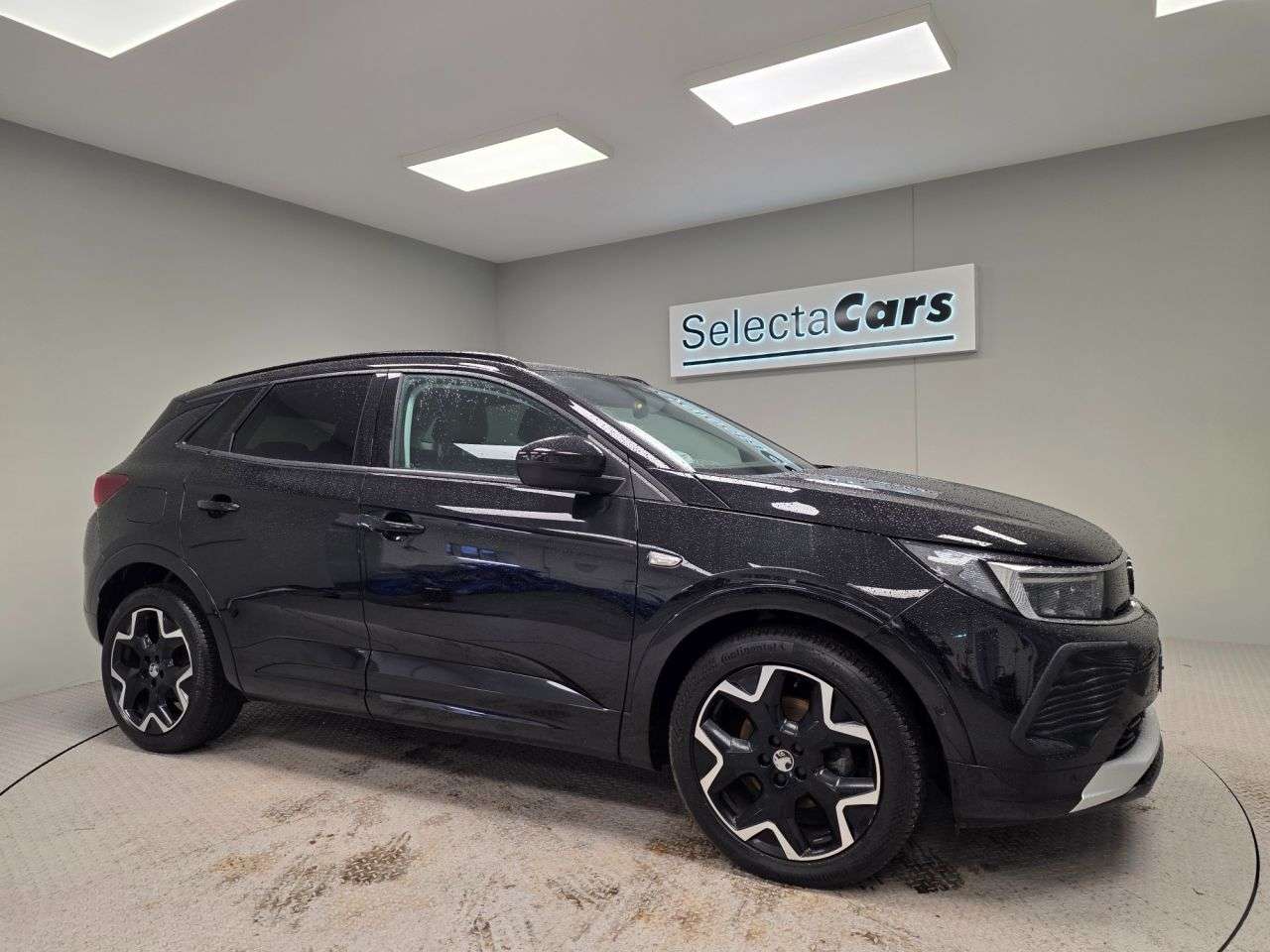 A 2022 VAUXHALL GRANDLAND X 1.2 Turbo Ultimate SUV 5dr Petrol Manual Euro 6 (s/s) (130 ps) A 2022 VAUXHALL GRANDLAND X 1.2 Turbo Ultimate SUV 5dr Petrol Manual Euro 6 (s/s) (130 ps)