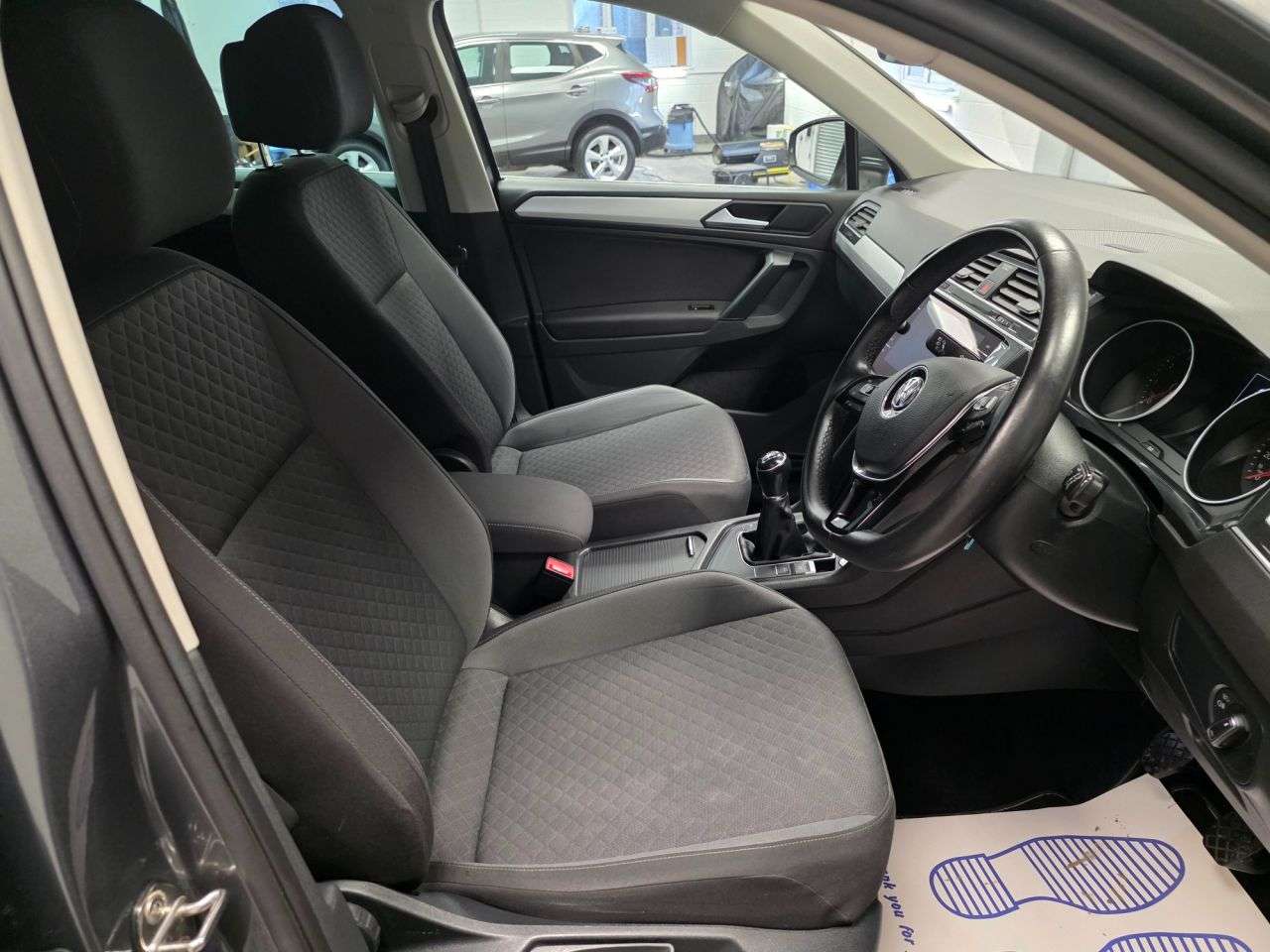 2019 VOLKSWAGEN TIGUAN 2019 VOLKSWAGEN TIGUAN