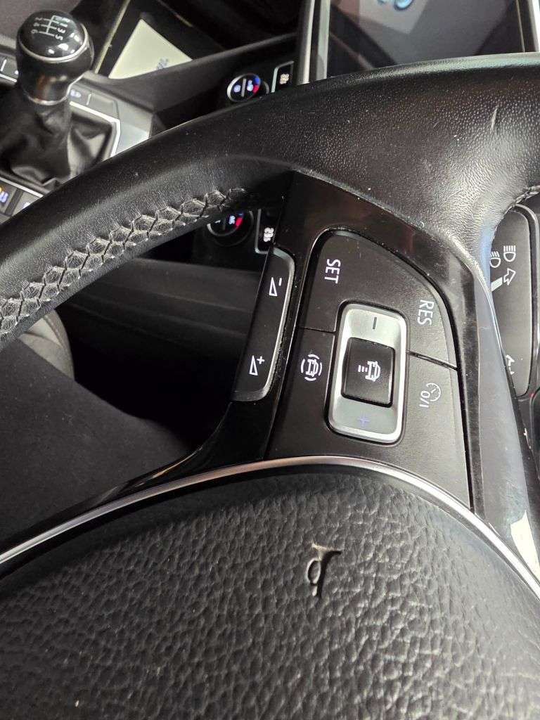 2019 VOLKSWAGEN TIGUAN 2019 VOLKSWAGEN TIGUAN