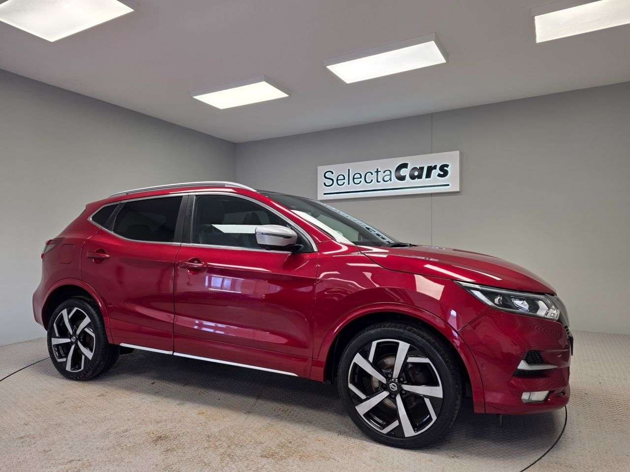 A 2020 NISSAN QASHQAI 1.3 DIG-T Tekna+ SUV 5dr Petrol DCT Auto Euro 6 (s/s) (160 ps) A 2020 NISSAN QASHQAI 1.3 DIG-T Tekna+ SUV 5dr Petrol DCT Auto Euro 6 (s/s) (160 ps)