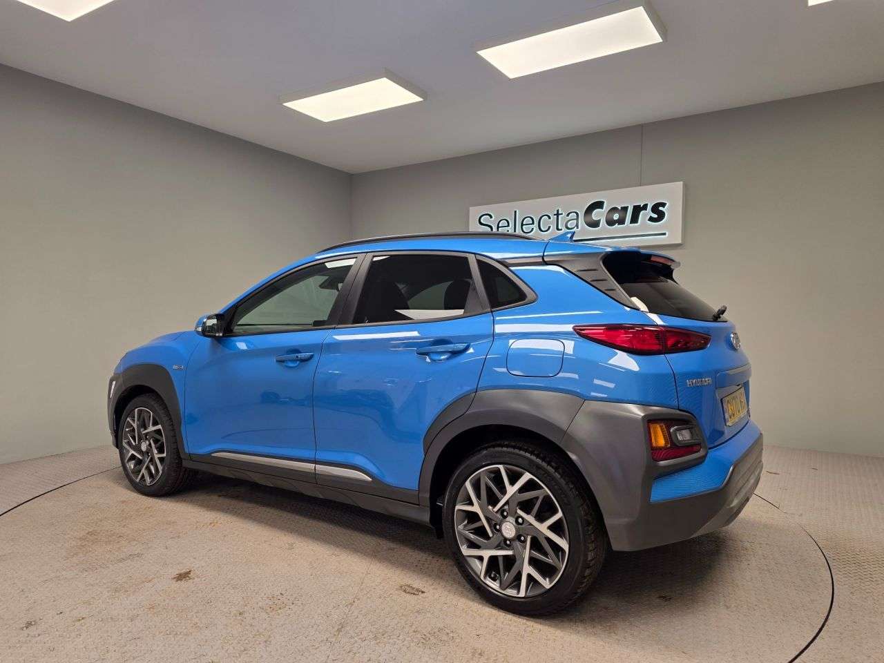 A 2020 HYUNDAI KONA 1.6 h-GDi Premium SE SUV 5dr Petrol Hybrid DCT Euro 6 (s/s) (141 ps) A 2020 HYUNDAI KONA 1.6 h-GDi Premium SE SUV 5dr Petrol Hybrid DCT Euro 6 (s/s) (141 ps)