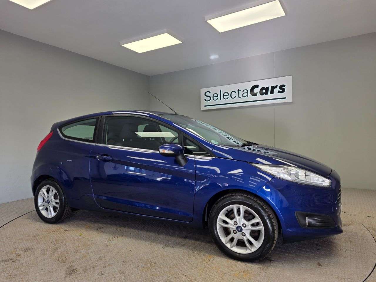 A 2016 FORD FIESTA 1.25 Zetec Hatchback 3dr Petrol Manual Euro 6 (82 ps) A 2016 FORD FIESTA 1.25 Zetec Hatchback 3dr Petrol Manual Euro 6 (82 ps)