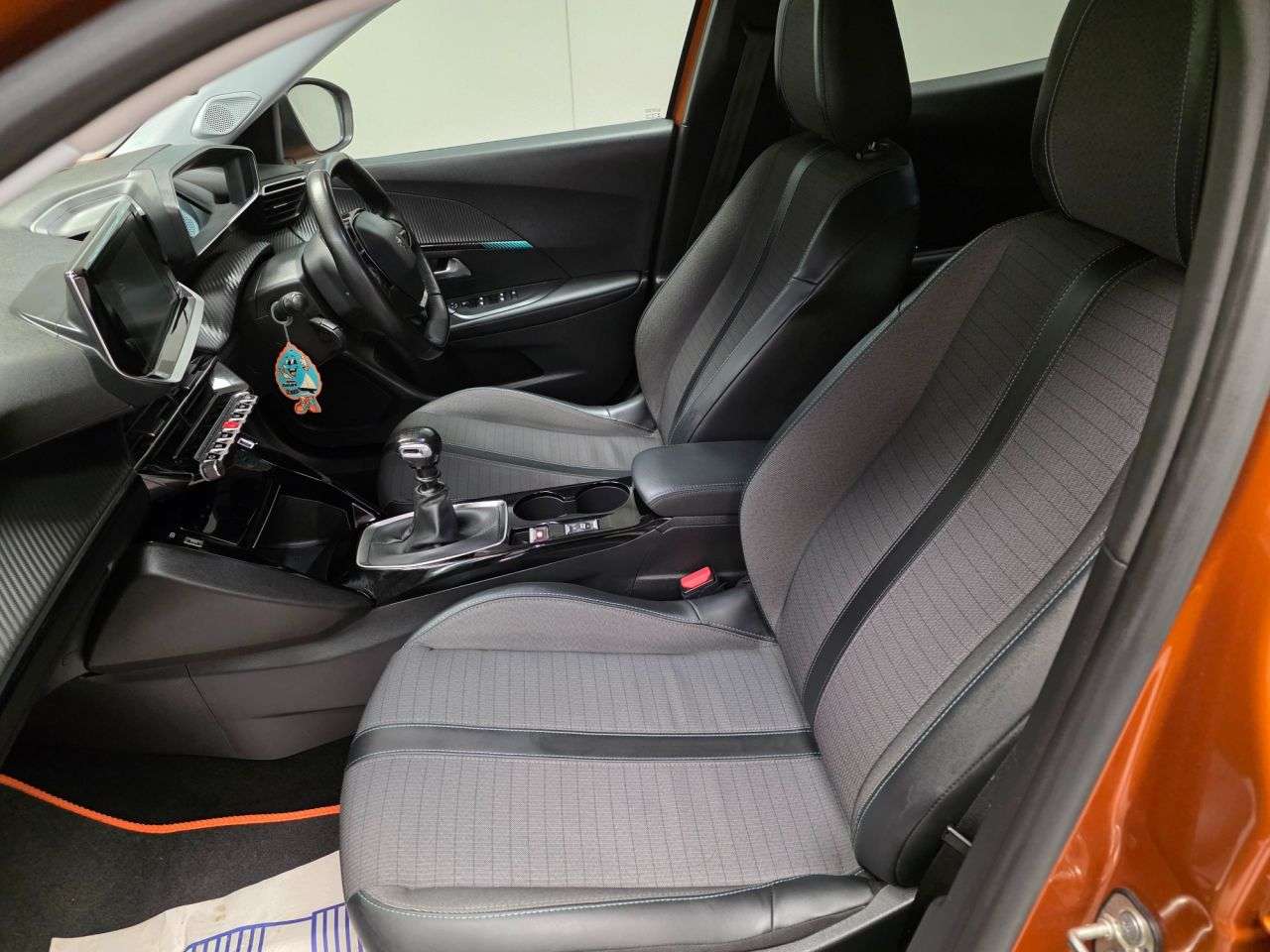 2021 PEUGEOT 2008 2021 PEUGEOT 2008