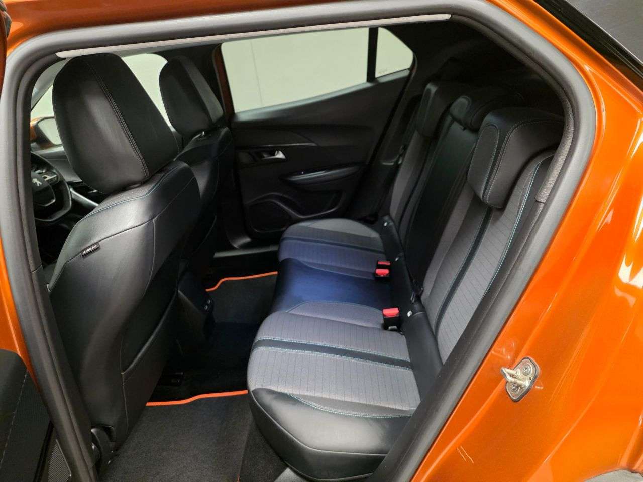 2021 PEUGEOT 2008 2021 PEUGEOT 2008