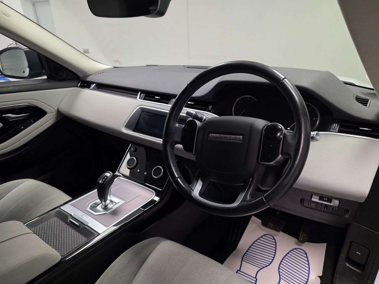 2020 LAND ROVER RANGE ROVER EVOQUE 2020 LAND ROVER RANGE ROVER EVOQUE