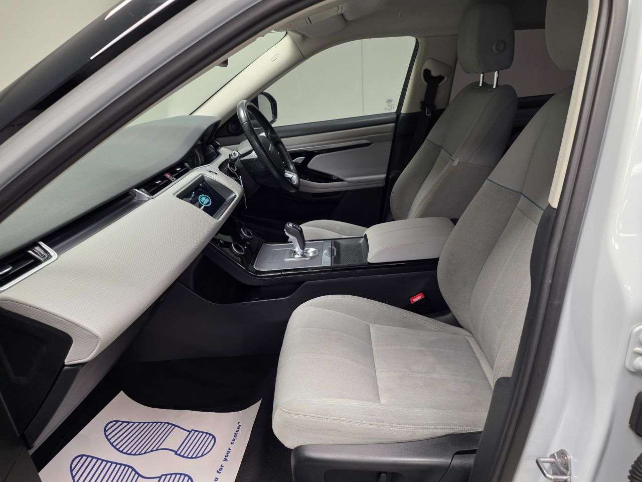 2020 LAND ROVER RANGE ROVER EVOQUE 2020 LAND ROVER RANGE ROVER EVOQUE