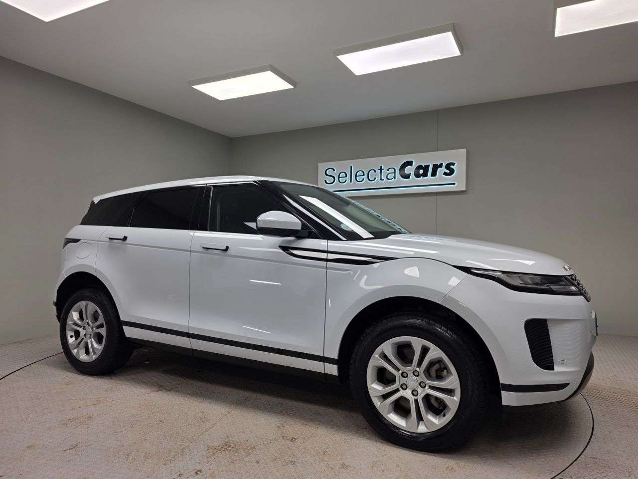 Check out this Land Rover Range Rover Evoque 2020 Diesel Automatic