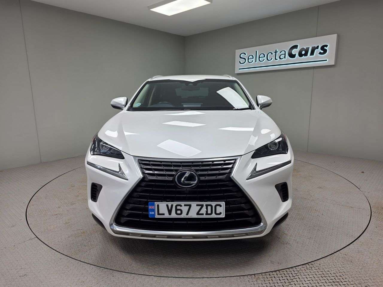 A 2018 LEXUS NX 2.5 300h Luxury SUV 5dr Petrol Hybrid E-CVT 4WD Euro 6 (s/s) (197 ps) A 2018 LEXUS NX 2.5 300h Luxury SUV 5dr Petrol Hybrid E-CVT 4WD Euro 6 (s/s) (197 ps)