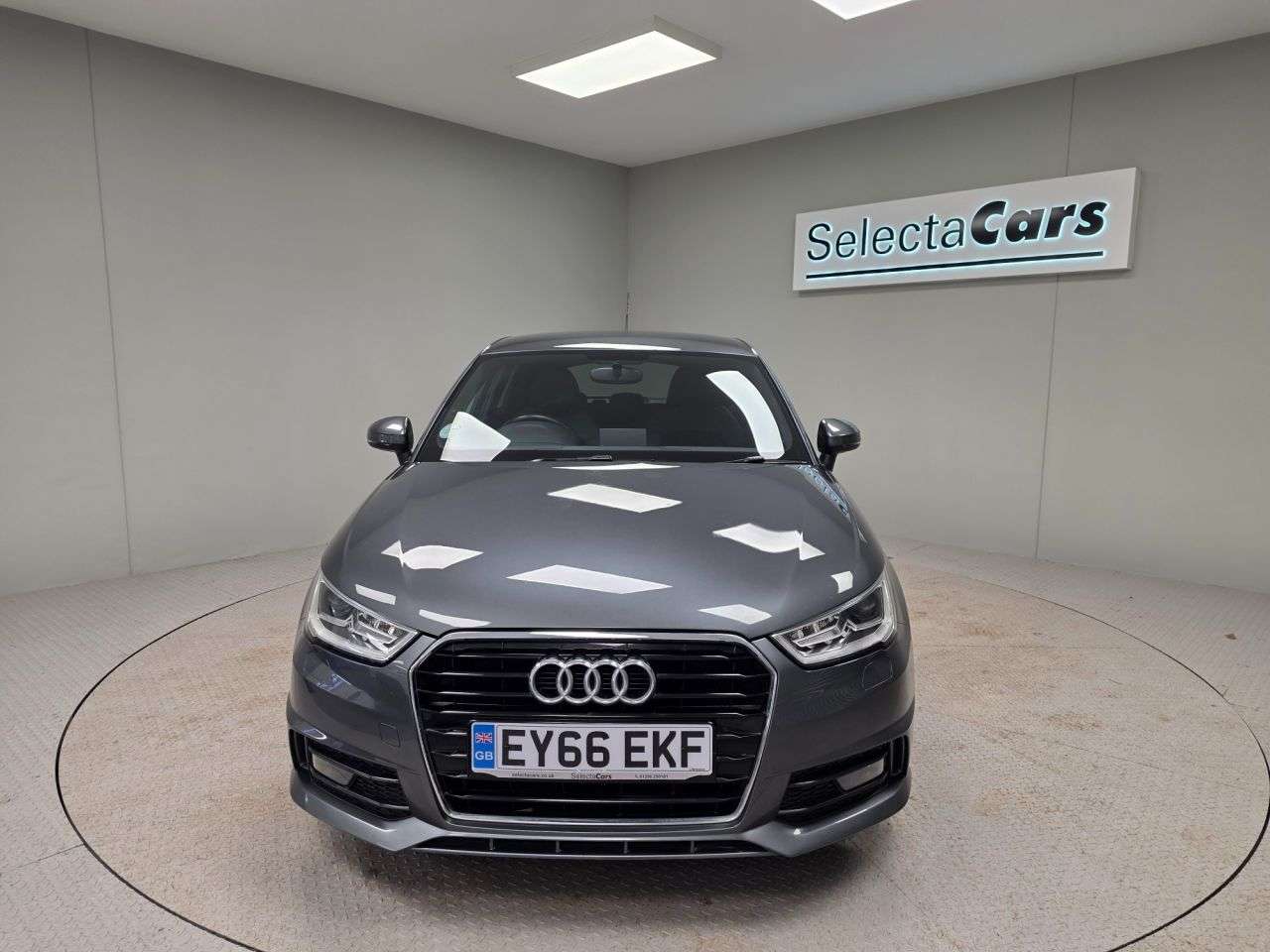 A 2016 AUDI A1 1.4 TFSI S line Sportback 5dr Petrol S Tronic Euro 6 (s/s) (125 ps) A 2016 AUDI A1 1.4 TFSI S line Sportback 5dr Petrol S Tronic Euro 6 (s/s) (125 ps)