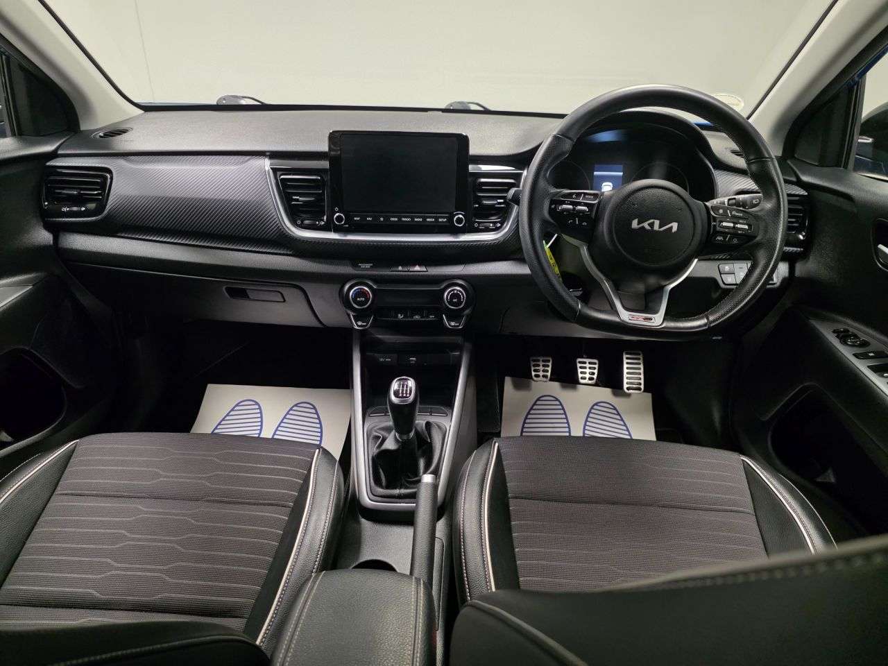 2022 KIA STONIC 2022 KIA STONIC