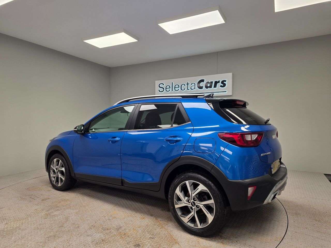 A 2022 KIA STONIC 1.0 T-GDi MHEV GT-Line SUV 5dr Petrol Hybrid Manual Euro 6 (s/s) (118 bhp) A 2022 KIA STONIC 1.0 T-GDi MHEV GT-Line SUV 5dr Petrol Hybrid Manual Euro 6 (s/s) (118 bhp)