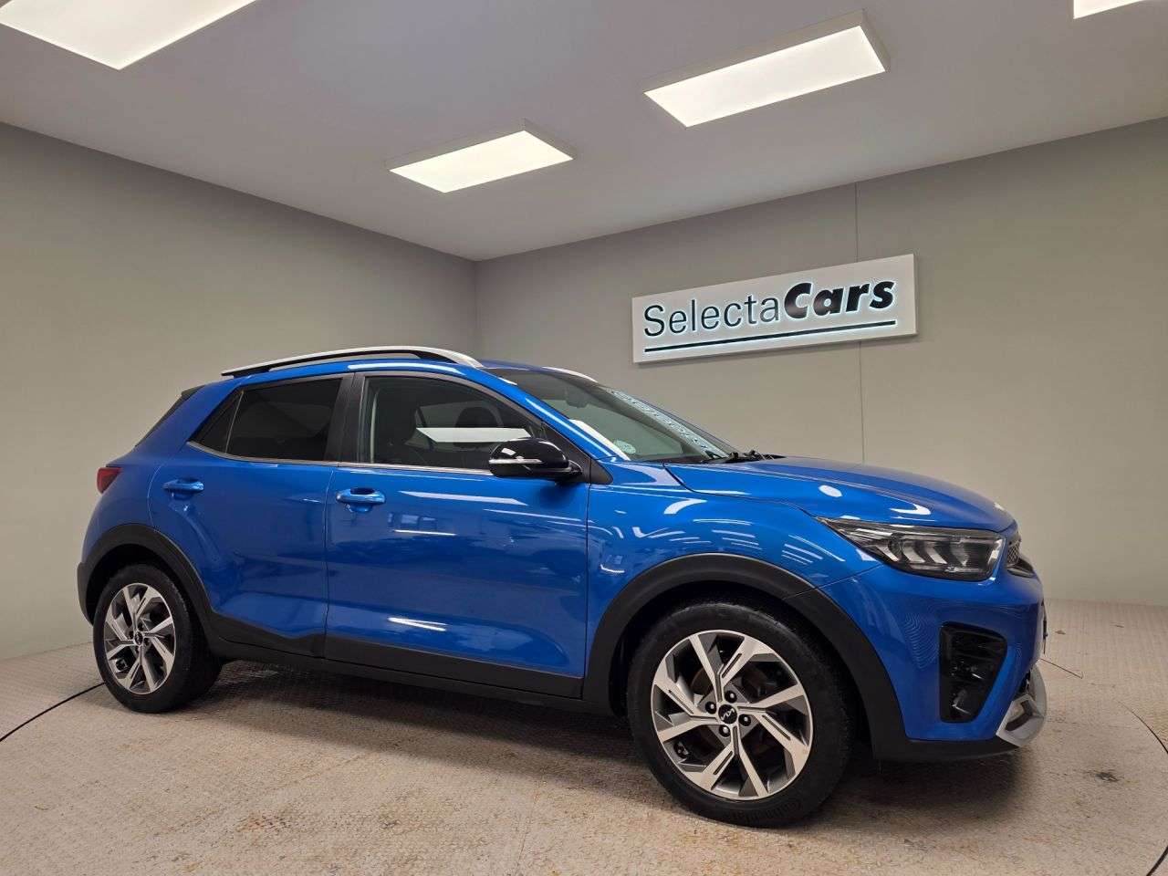 A 2022 KIA STONIC 1.0 T-GDi MHEV GT-Line SUV 5dr Petrol Hybrid Manual Euro 6 (s/s) (118 bhp) A 2022 KIA STONIC 1.0 T-GDi MHEV GT-Line SUV 5dr Petrol Hybrid Manual Euro 6 (s/s) (118 bhp)