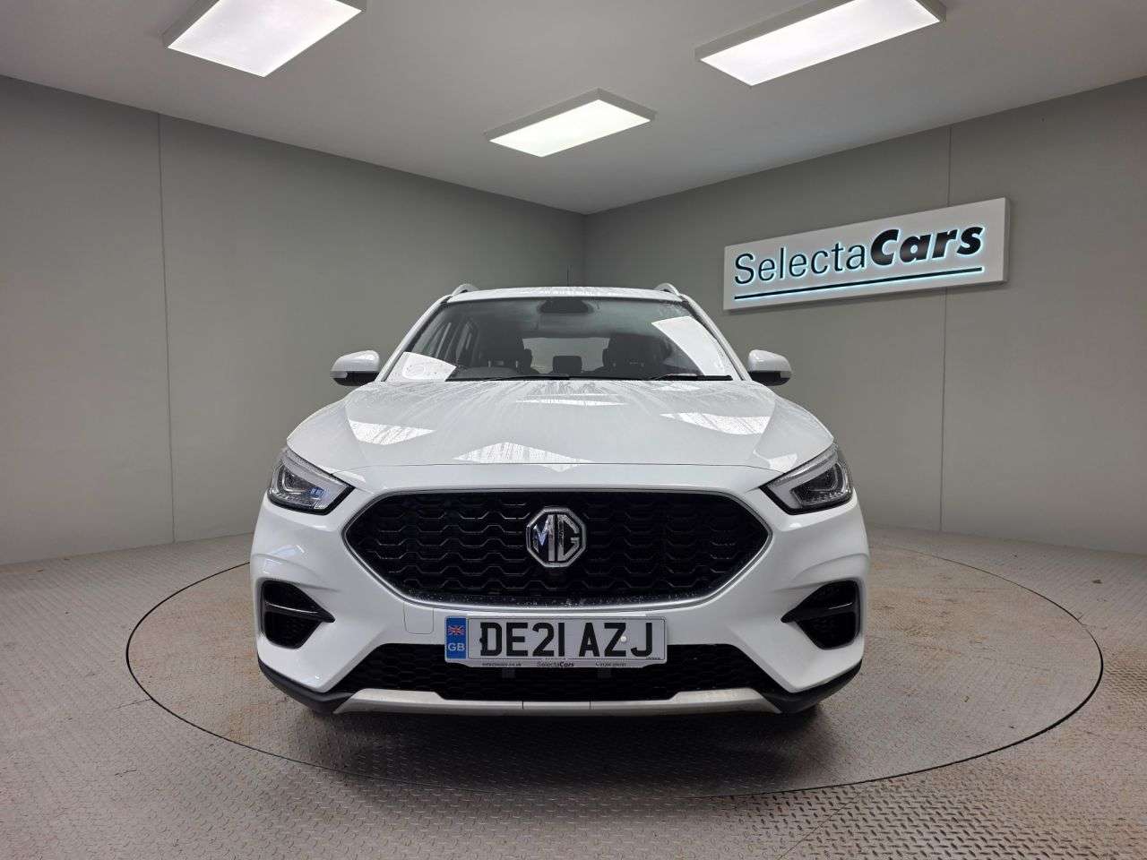 A 2021 MG MG ZS 1.0 T-GDI Excite SUV 5dr Petrol Auto Euro 6 (111 ps) A 2021 MG MG ZS 1.0 T-GDI Excite SUV 5dr Petrol Auto Euro 6 (111 ps)