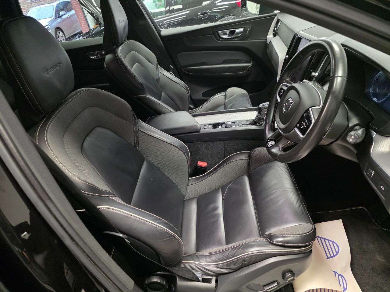 2020 VOLVO XC60 2020 VOLVO XC60