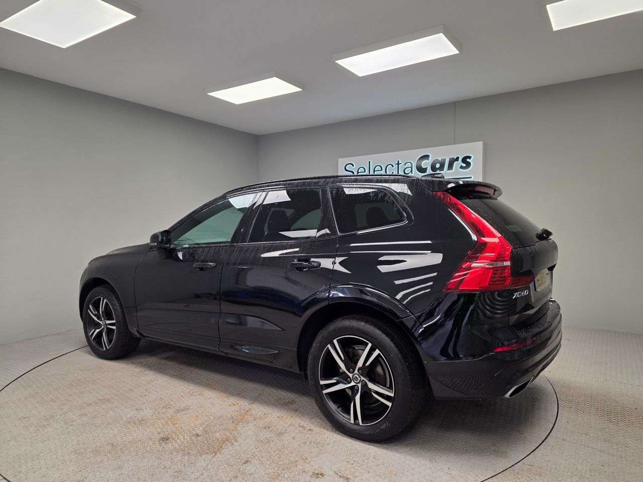 2020 VOLVO XC60 2020 VOLVO XC60