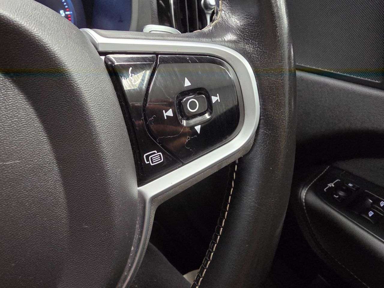 2020 VOLVO XC60 2020 VOLVO XC60