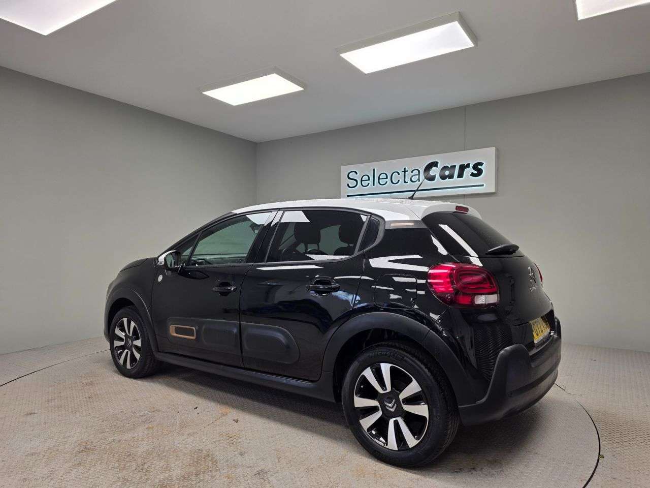 A 2022 CITROEN C3 1.2 PureTech C-Series Edition Hatchback 5dr Petrol Manual Euro 6 (s/s) (83 A 2022 CITROEN C3 1.2 PureTech C-Series Edition Hatchback 5dr Petrol Manual Euro 6 (s/s) (83