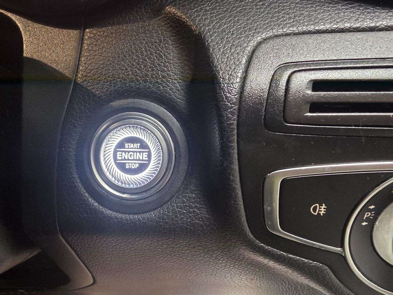 2019 MERCEDES-BENZ GLC 2019 MERCEDES-BENZ GLC