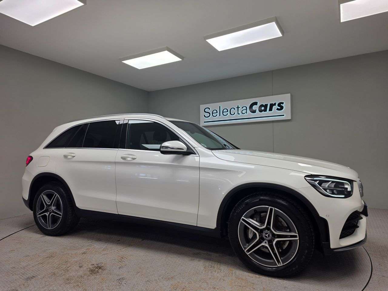 A 2019 MERCEDES-BENZ GLC 2.0 GLC220d AMG Line SUV 5dr Diesel G-Tronic+ 4MATIC Euro 6 (s/s) (194 ps) A 2019 MERCEDES-BENZ GLC 2.0 GLC220d AMG Line SUV 5dr Diesel G-Tronic+ 4MATIC Euro 6 (s/s) (194 ps)