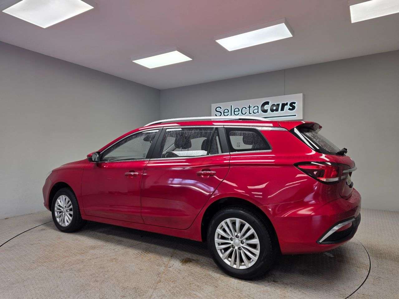 2021 MG 1100 2021 MG 1100