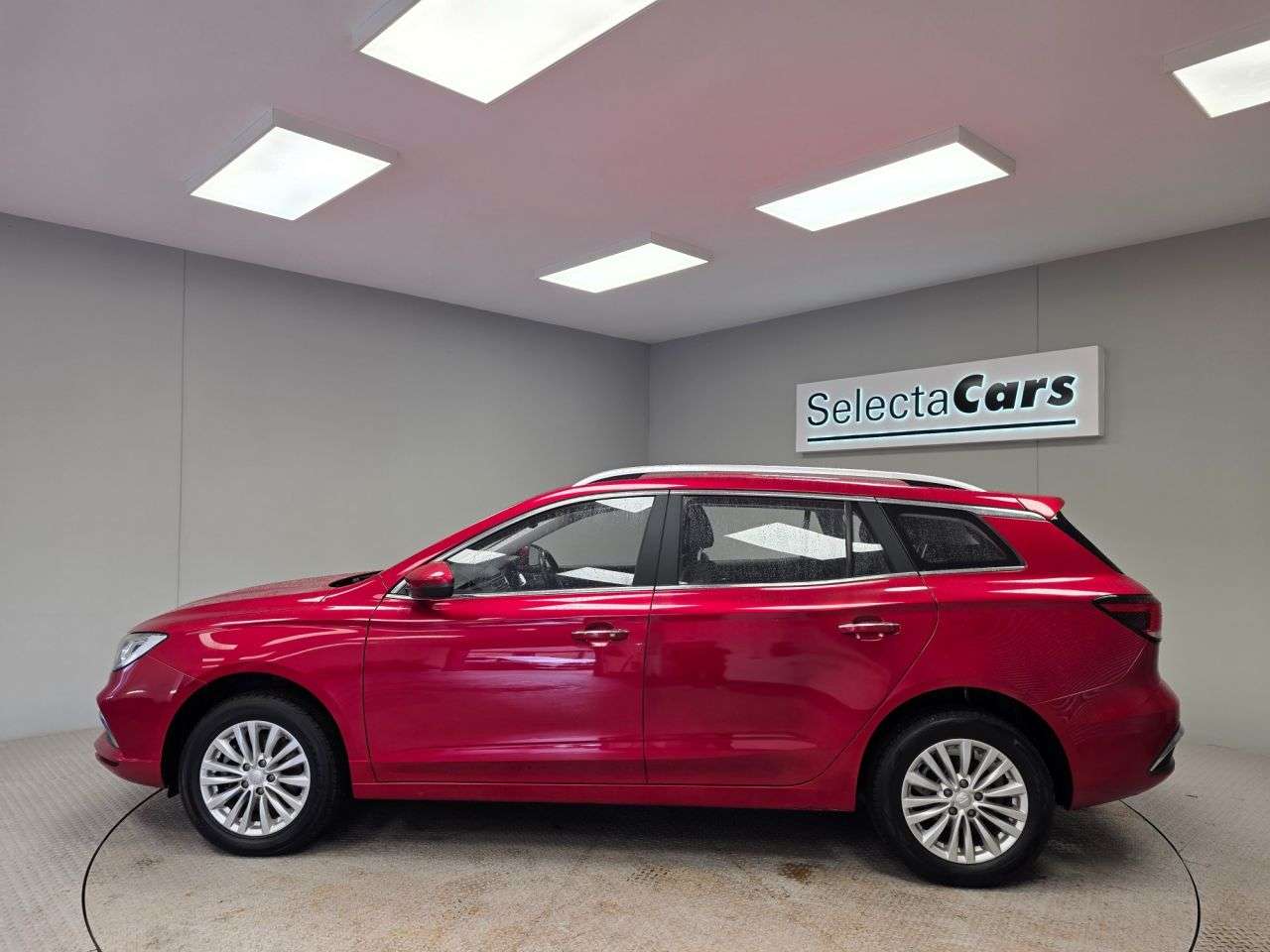 2021 MG 1100 2021 MG 1100