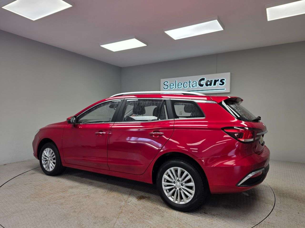 2021 MG 1100 2021 MG 1100