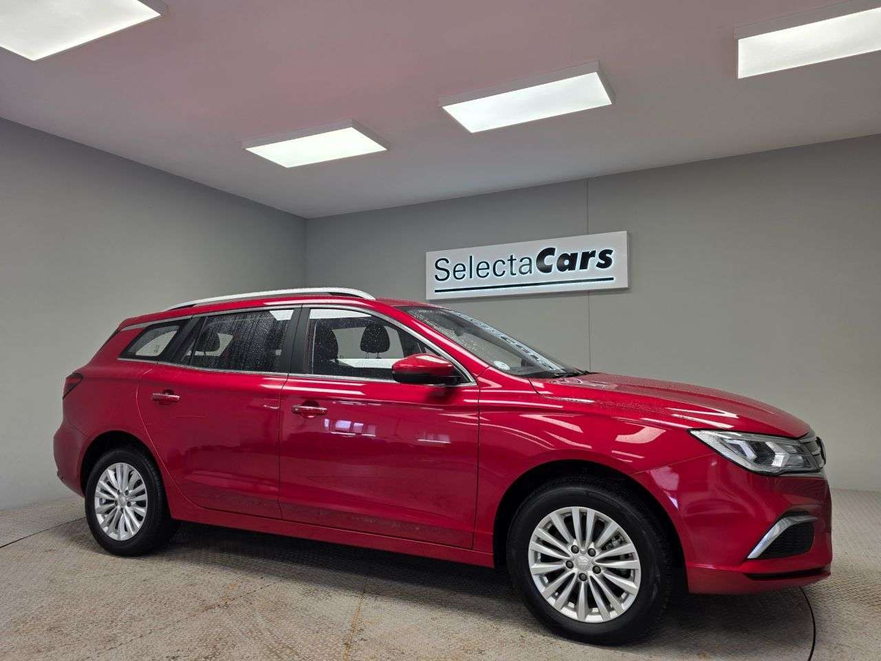 A 2021 MG 1100 61.1kWh Exclusive Long Range Estate 5dr Electric Auto (156 ps) A 2021 MG 1100 61.1kWh Exclusive Long Range Estate 5dr Electric Auto (156 ps)