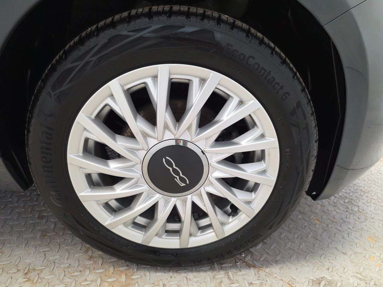 2021 FIAT 500 2021 FIAT 500