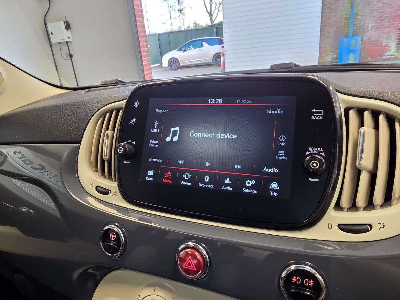 2021 FIAT 500 2021 FIAT 500