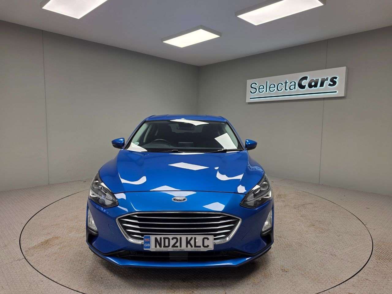 A 2021 FORD FOCUS 1.0T EcoBoost MHEV Titanium X Edition Hatchback 5dr Petrol Manual Euro 6 (s A 2021 FORD FOCUS 1.0T EcoBoost MHEV Titanium X Edition Hatchback 5dr Petrol Manual Euro 6 (s