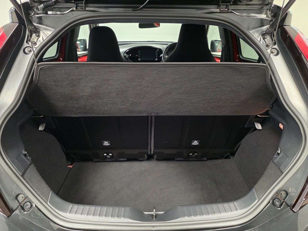 2023 TOYOTA AYGO X 2023 TOYOTA AYGO X