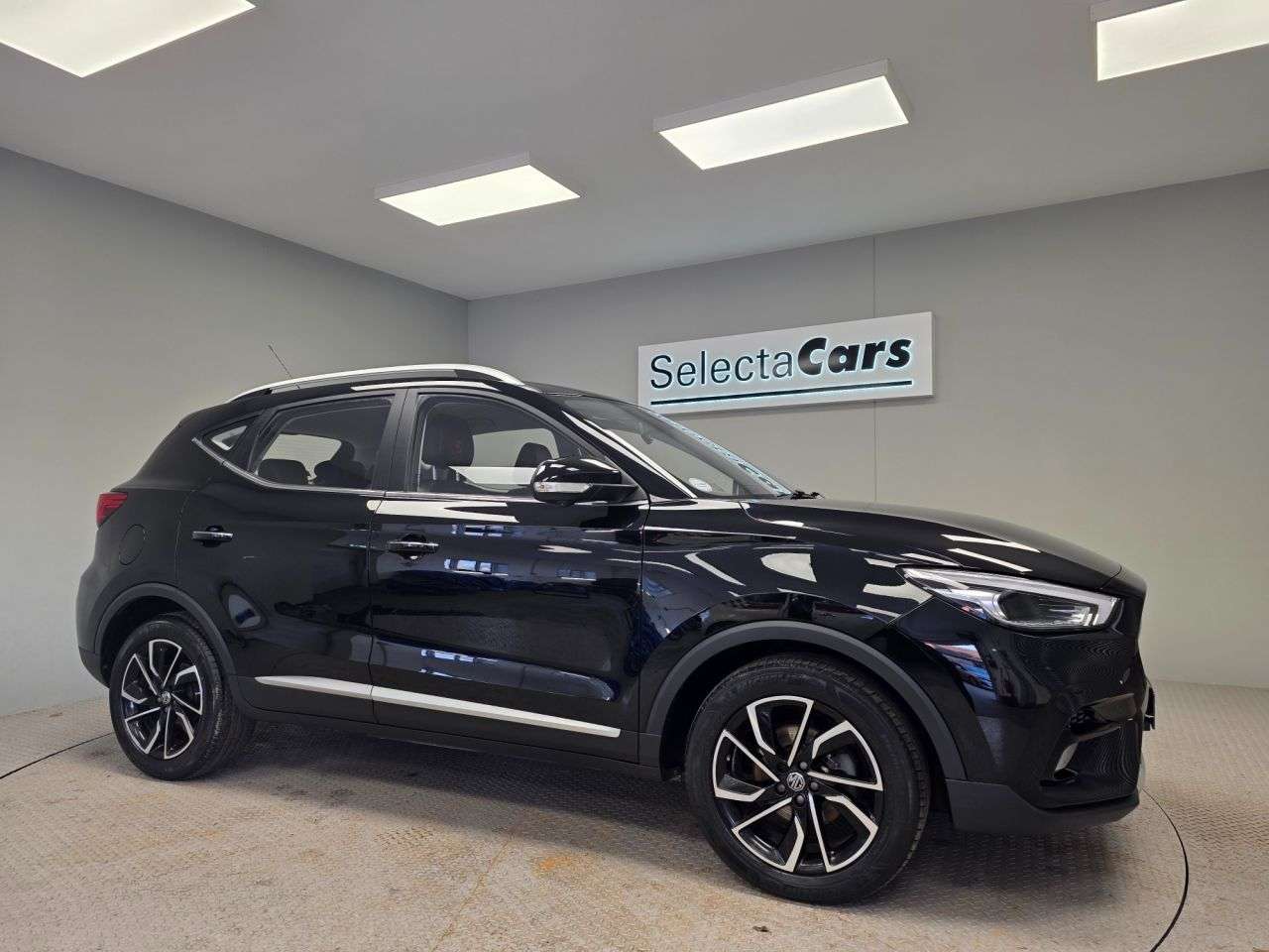 A 2022 MG MG ZS 1.5 VTi-TECH Exclusive SUV 5dr Petrol Manual Euro 6 (s/s) (106 ps) A 2022 MG MG ZS 1.5 VTi-TECH Exclusive SUV 5dr Petrol Manual Euro 6 (s/s) (106 ps)