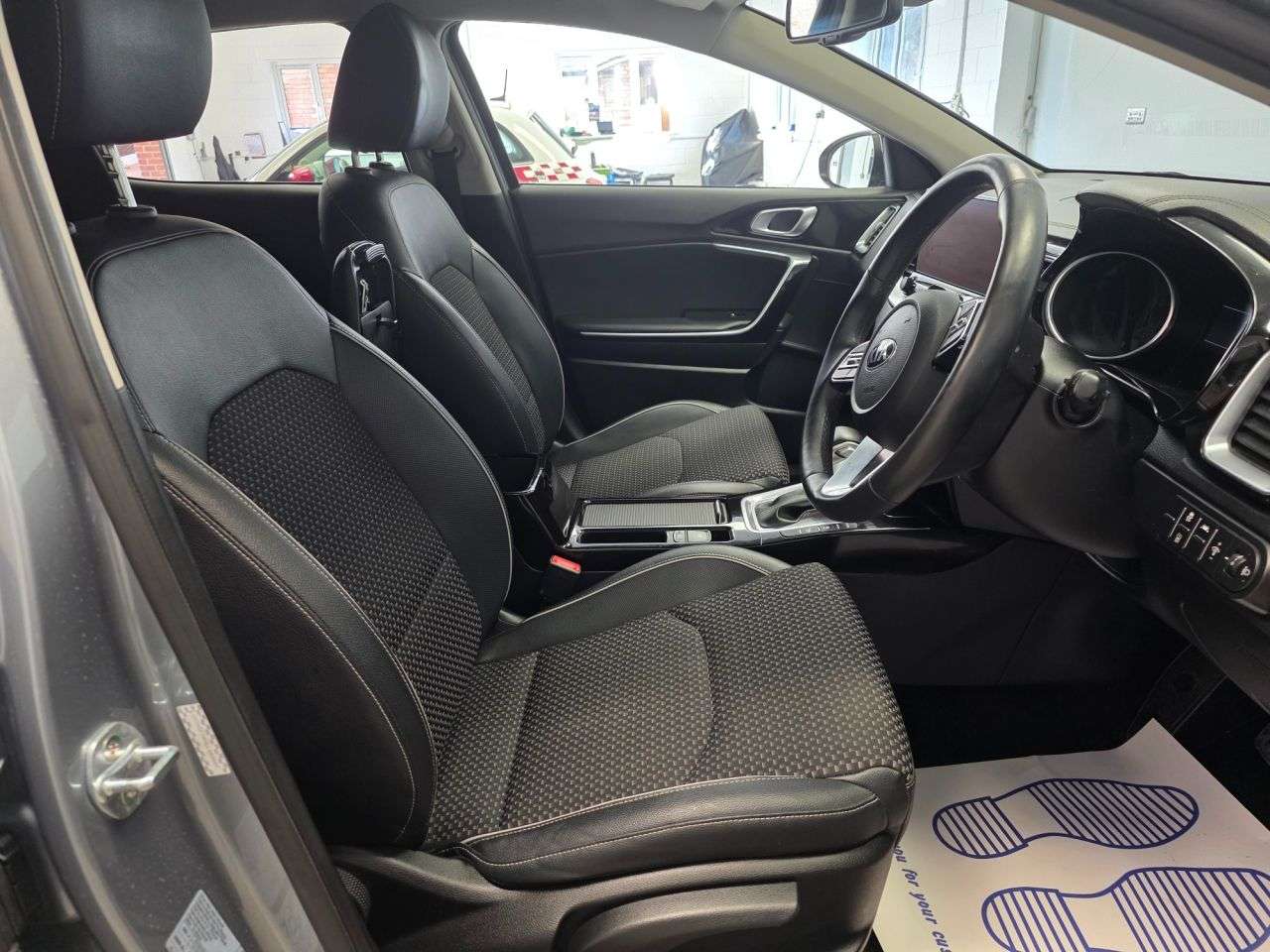 2020 KIA XCEED 2020 KIA XCEED