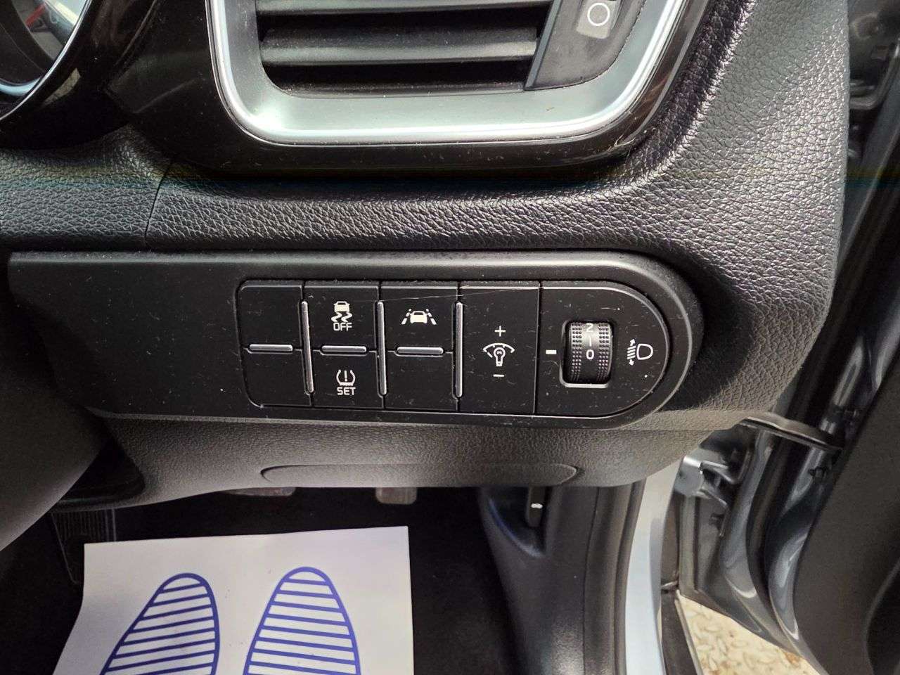 2020 KIA XCEED 2020 KIA XCEED