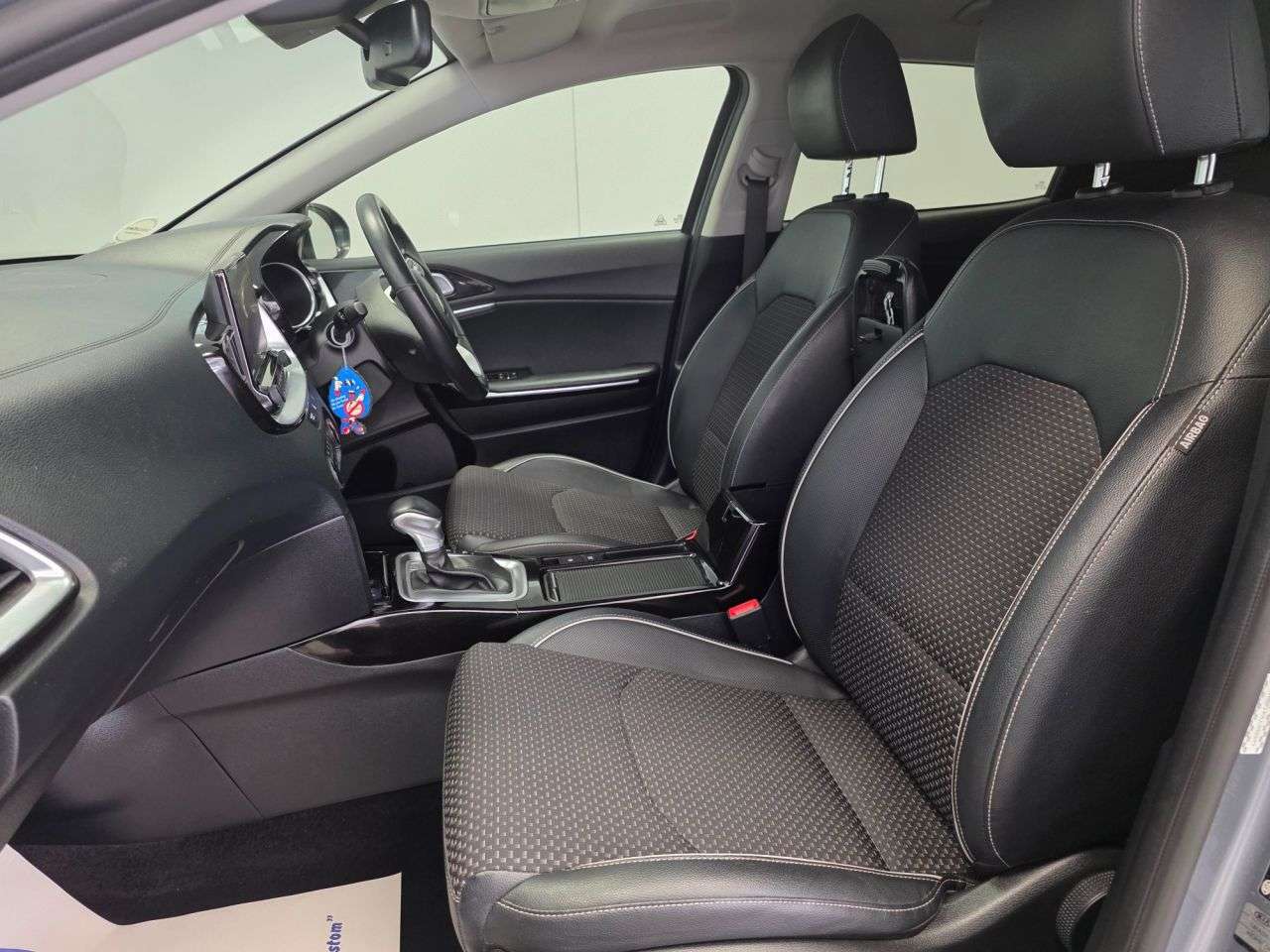 2020 KIA XCEED 2020 KIA XCEED