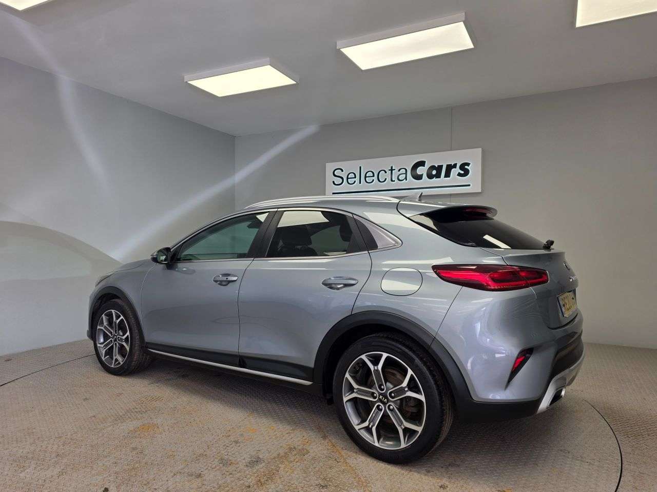 2020 KIA XCEED 2020 KIA XCEED