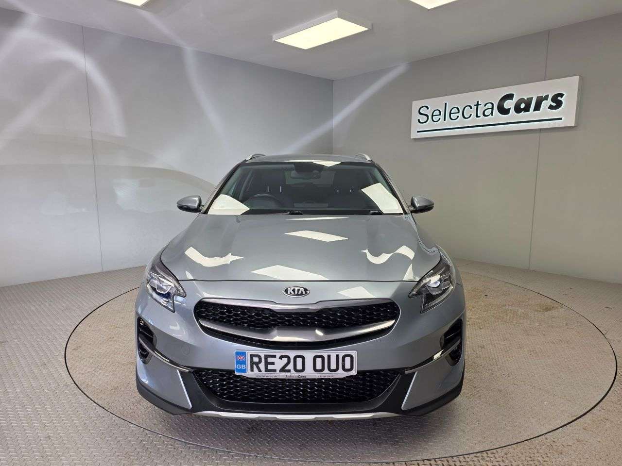 A 2020 KIA XCEED 1.4 T-GDi 3 SUV 5dr Petrol DCT Euro 6 (s/s) (138 bhp) A 2020 KIA XCEED 1.4 T-GDi 3 SUV 5dr Petrol DCT Euro 6 (s/s) (138 bhp)